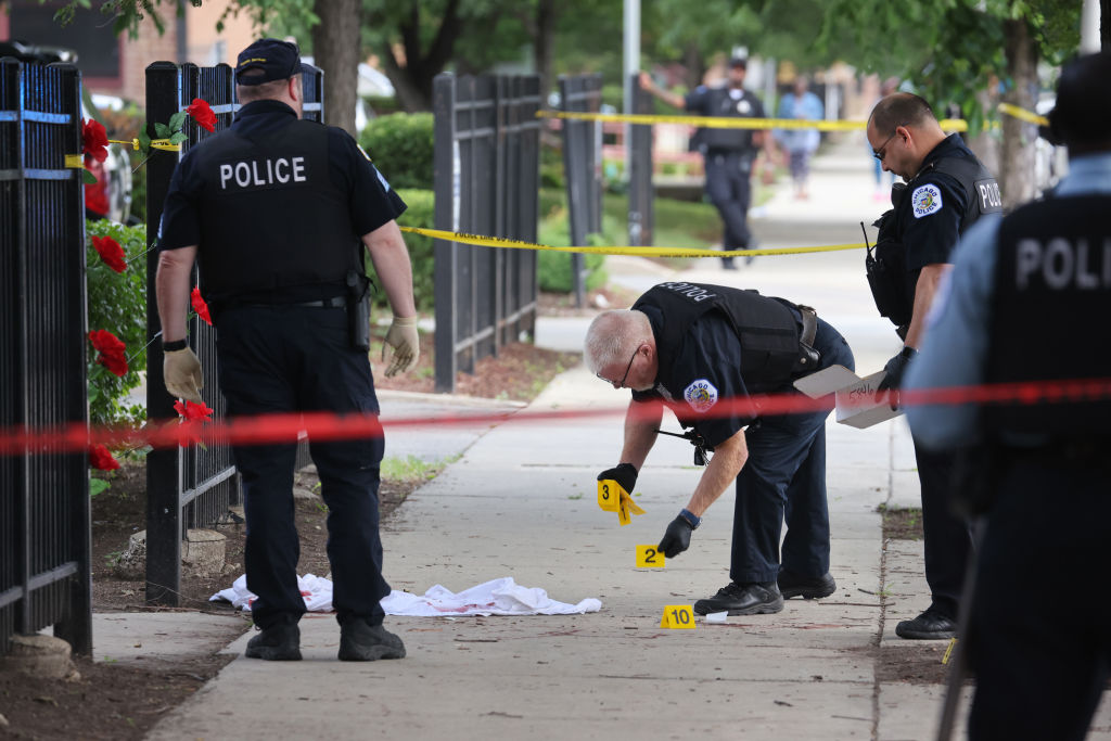 Researchers point to community violence programs, pandemic recovery in historic homicide decline — Florida Phoenix, Estero Business news