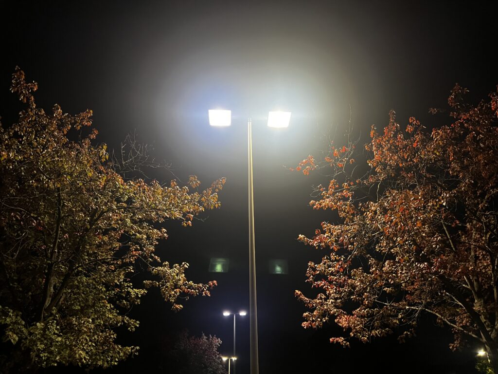 Brighter streetlights cut nighttime violence, but only for a while, study finds — Estero Real Estate news