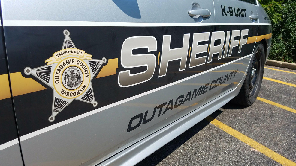 1 dead in Outagamie County crash involving motorcycle, combine and SUV — Fox 11 Green Bay Local, Estero Community news
