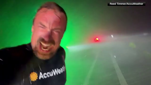 Extreme meteorologist Reed Timmer captures strong winds and rain from Hurricane Isaias — WESH 2 Orlando, Estero Community news