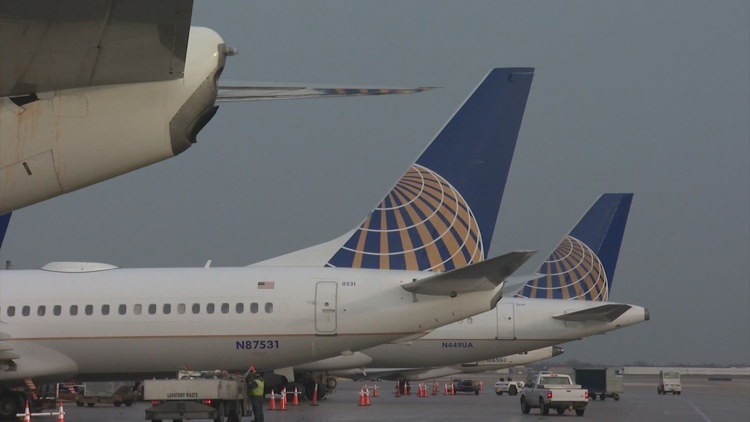 United flight from Grand Cayman to Houston declares emergency, lands safely — KENS 5 (San Antonio), Estero Community news