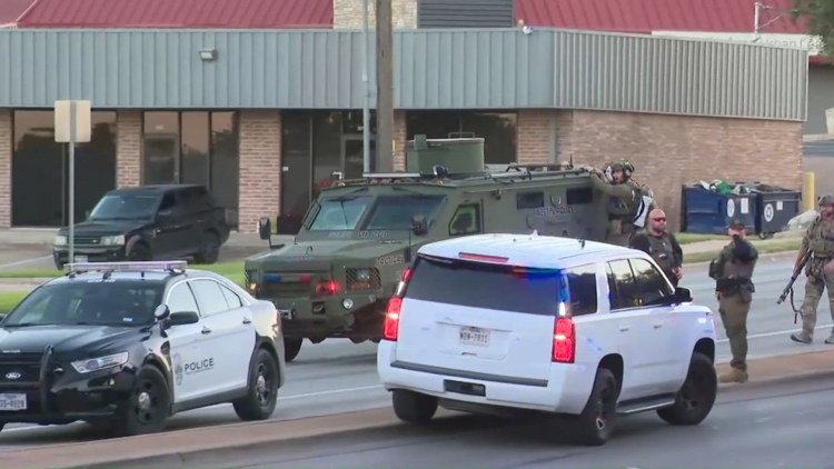 Suspect in custody following SWAT call in northeast Austin — KVUE (Austin), Estero Community news