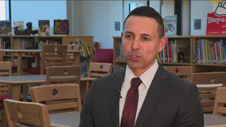 Del Valle ISD superintendent to leave in November — KVUE (Austin), Estero Schools news