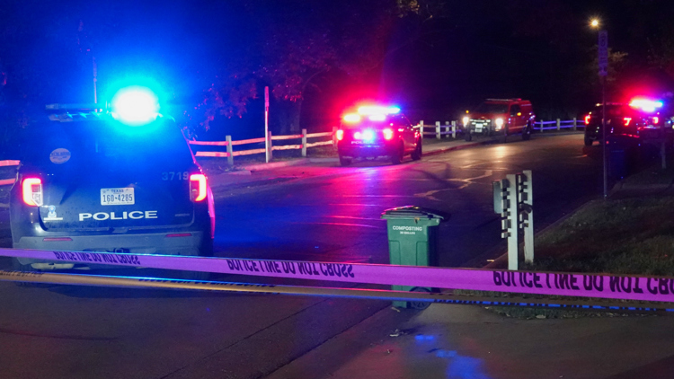 Body found in Lady Bird Lake, Austin police say — KENS 5 (San Antonio), Estero Community news