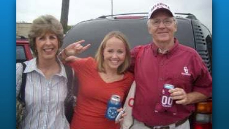 OU superfan Dudley Patterson marks 79th consecutive Red River Rivalry game — WFAA (Dallas-Fort Worth), Estero Sports news