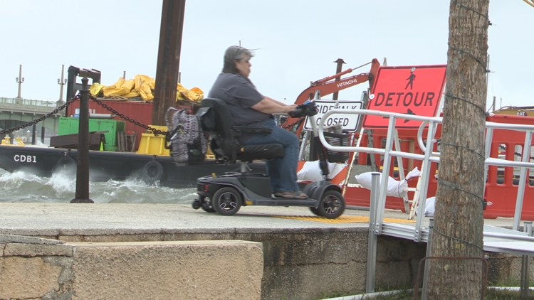 FDOT plans ahead for King Tide as Matanzas River seawall project prompts pedestrian detour โ First Coast News Local, Estero Schools news